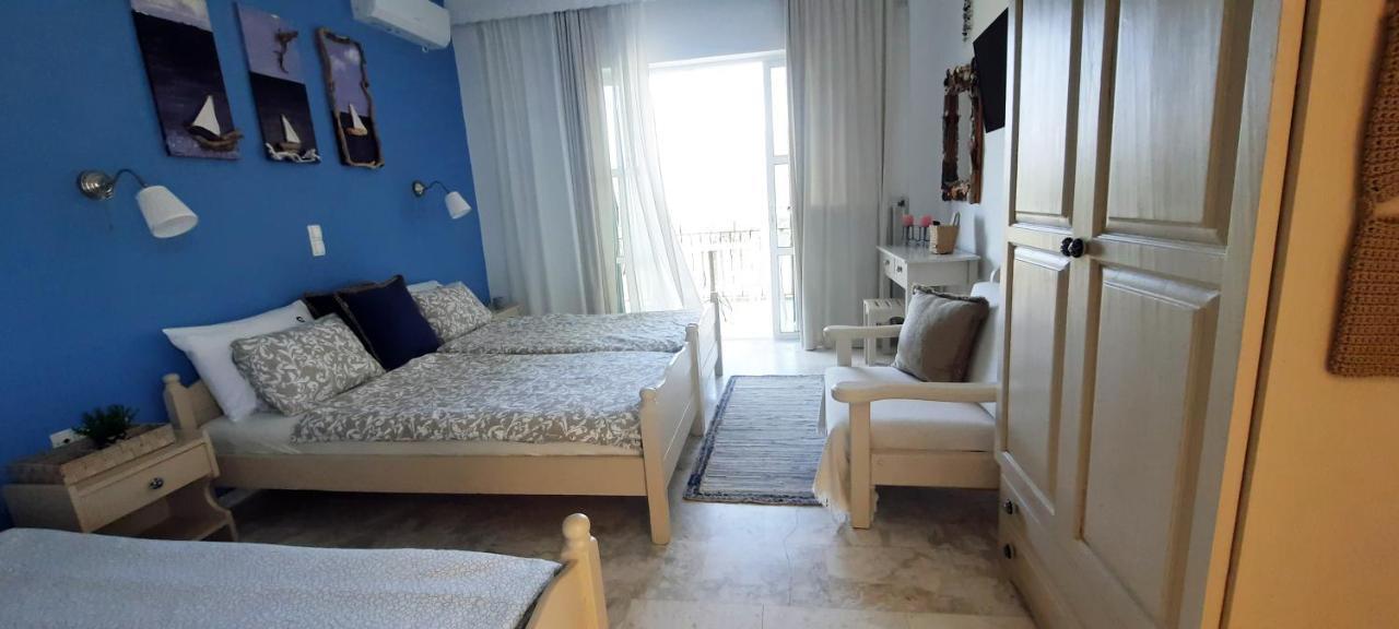 Ilektra Apartments Blue & Red Plataria Esterno foto